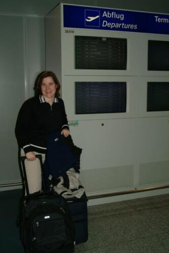 Frankfurt Airport 04-09-27-001